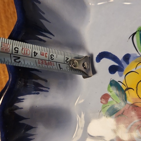 Vestal Scalloped Ceramic Dish - Picture 6 of 6